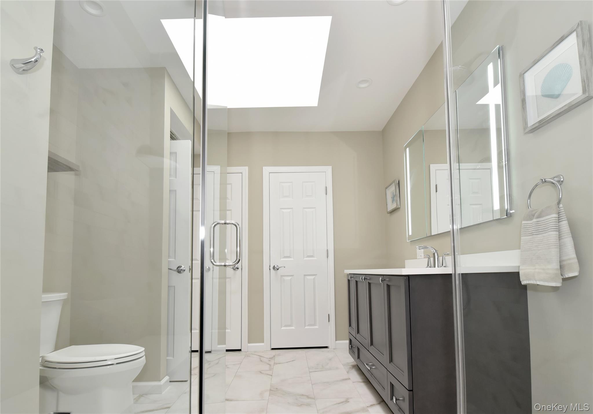 #17 photo, 609 Fox Hill Drive, सफ़ोक काउंटी Baiting Hollow , NY 11933