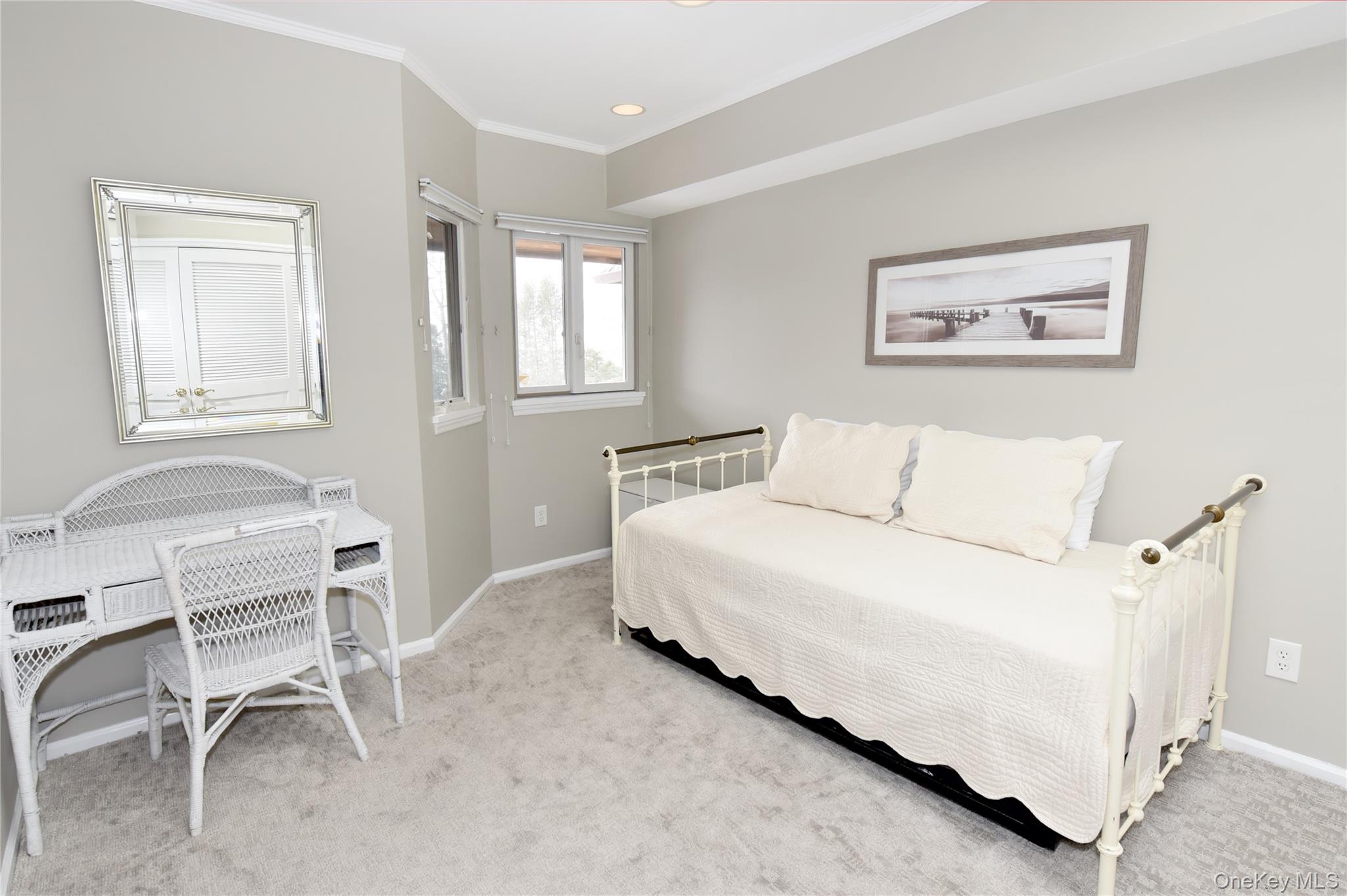 #8 photo, 609 Fox Hill Drive, सफ़ोक काउंटी Baiting Hollow , NY 11933