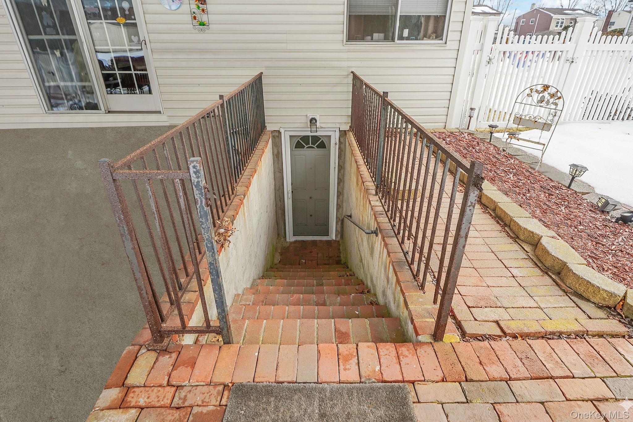 #13 photo, 158 Spiral Road, Holtsville , NY 11742