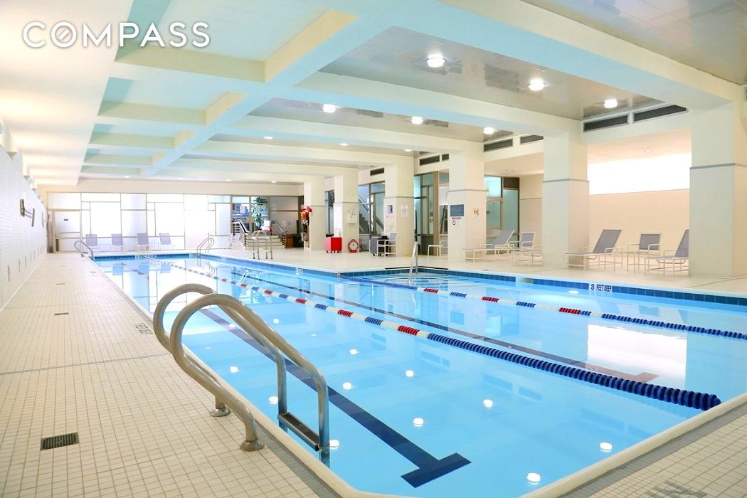 #8 photo, New York City, Upper West Side , NY 10024