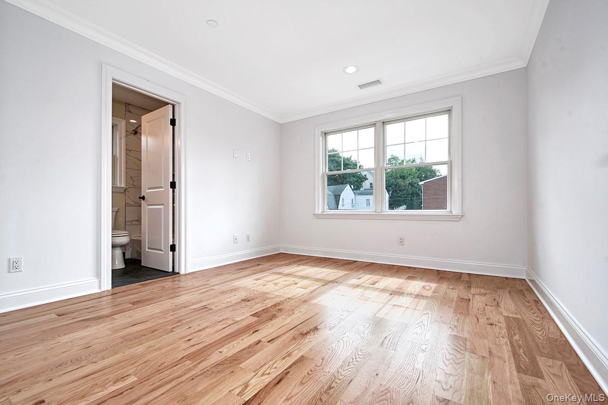 #13 photo, 113 Gainsborg Avenue, West Harrison , NY 10604