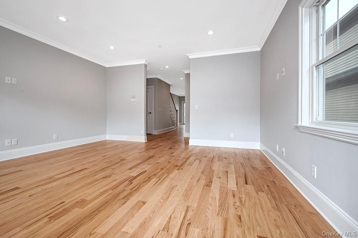 #4 photo, 113 Gainsborg Avenue, West Harrison , NY 10604