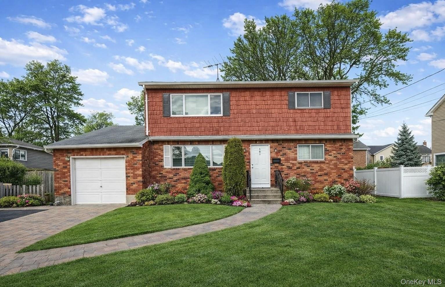 #1 photo, 191 N Hickory Street, Massapequa , NY 11758