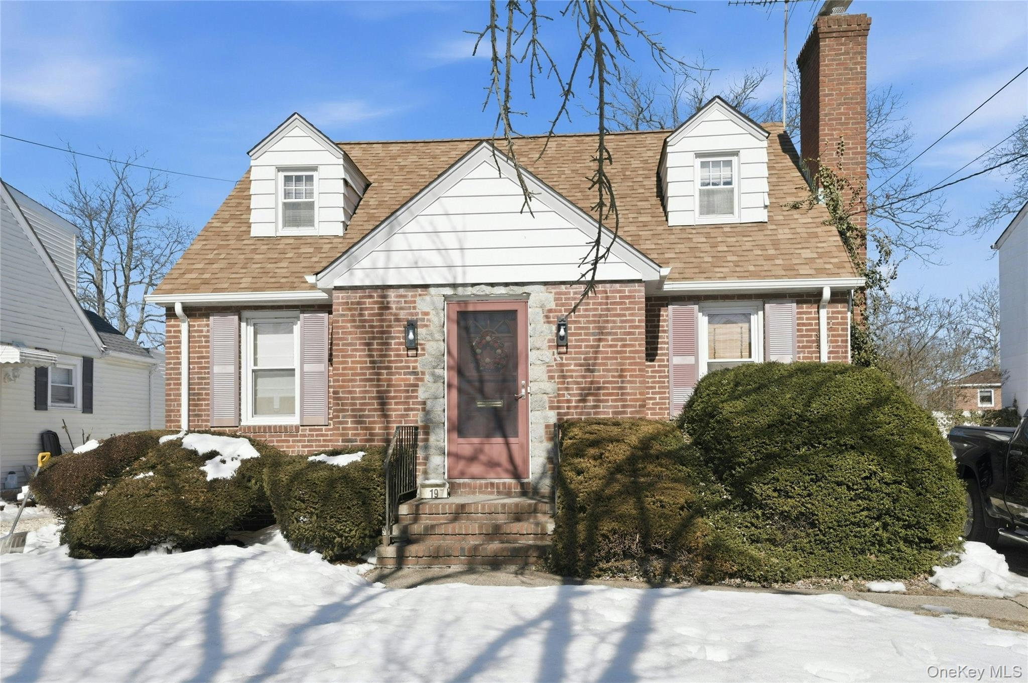 #3 photo, 197 Foxhurst Road, Oceanside , NY 11572