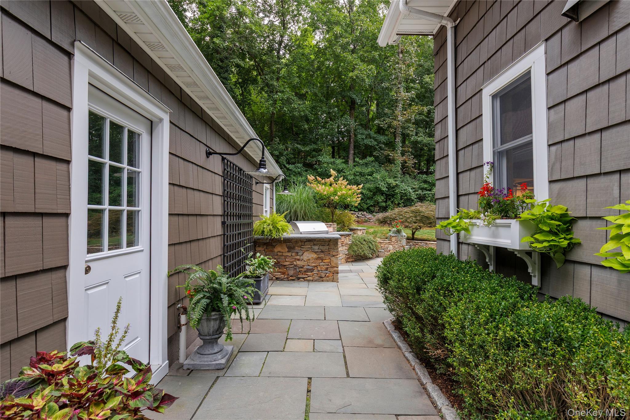 #3 photo, 40 Smith Street, Chappaqua , NY 10514