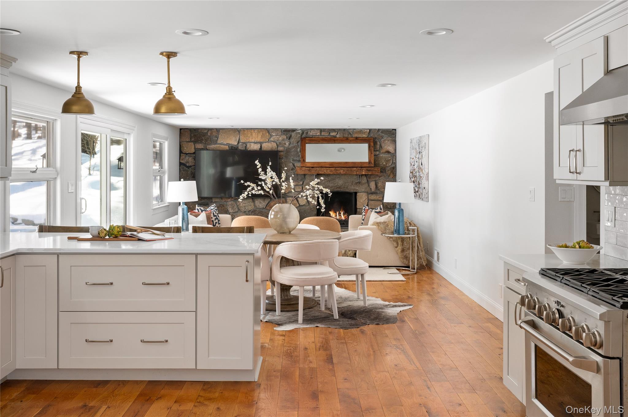 #14 photo, 13 Hissarlik Way, Bedford , NY 10506