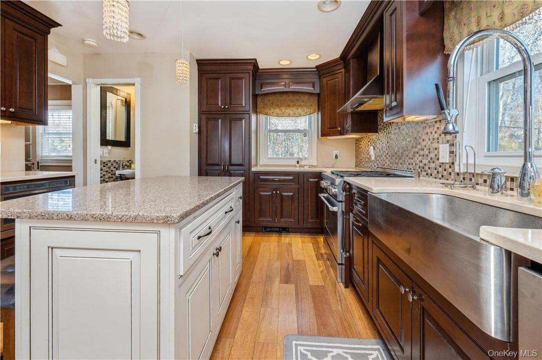 #14 photo, 353 Old Mamaroneck Road, White Plains , NY 10605