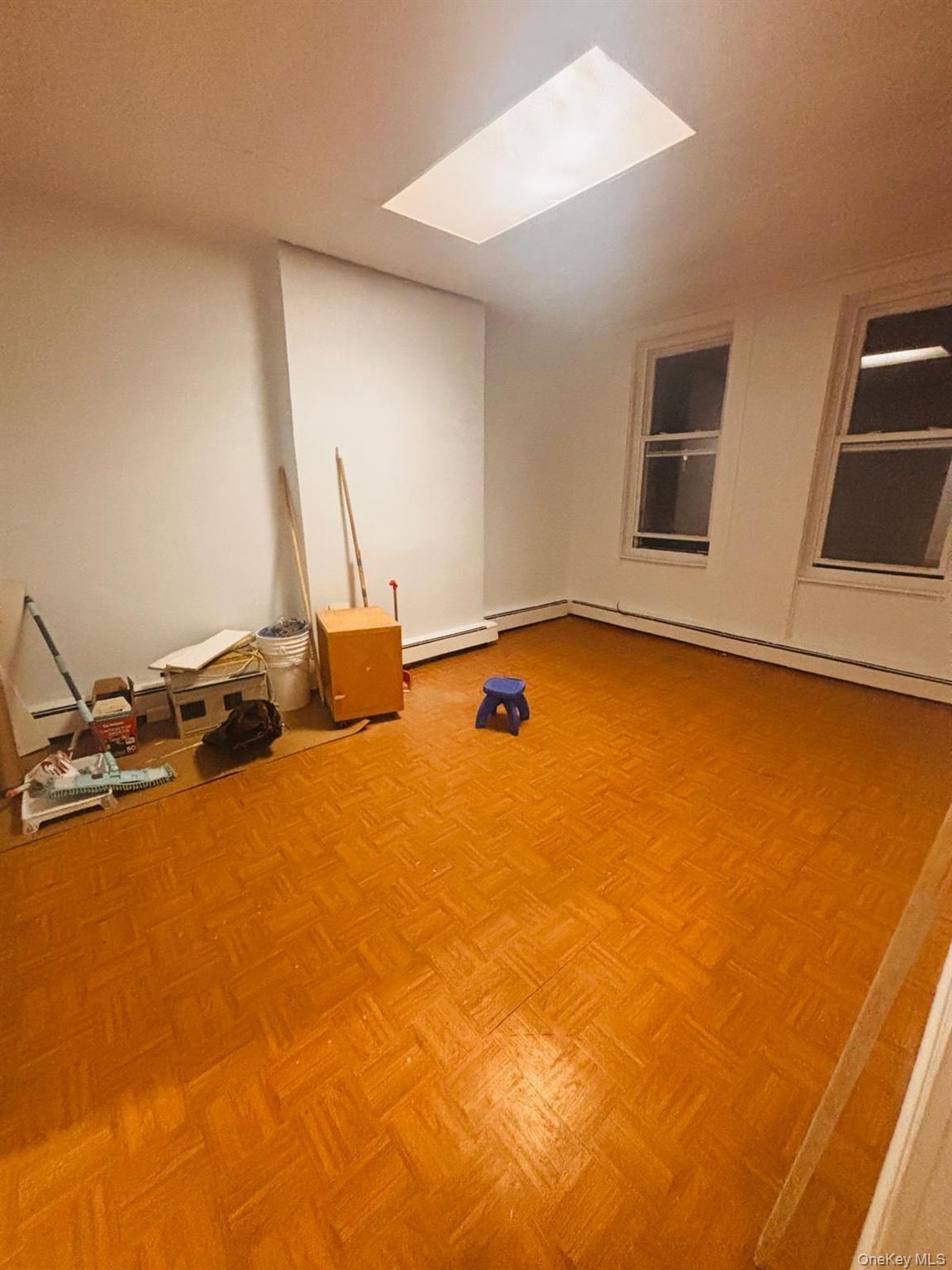 #8 photo, 8815 Jamaica Avenue, Woodhaven , NY 11421