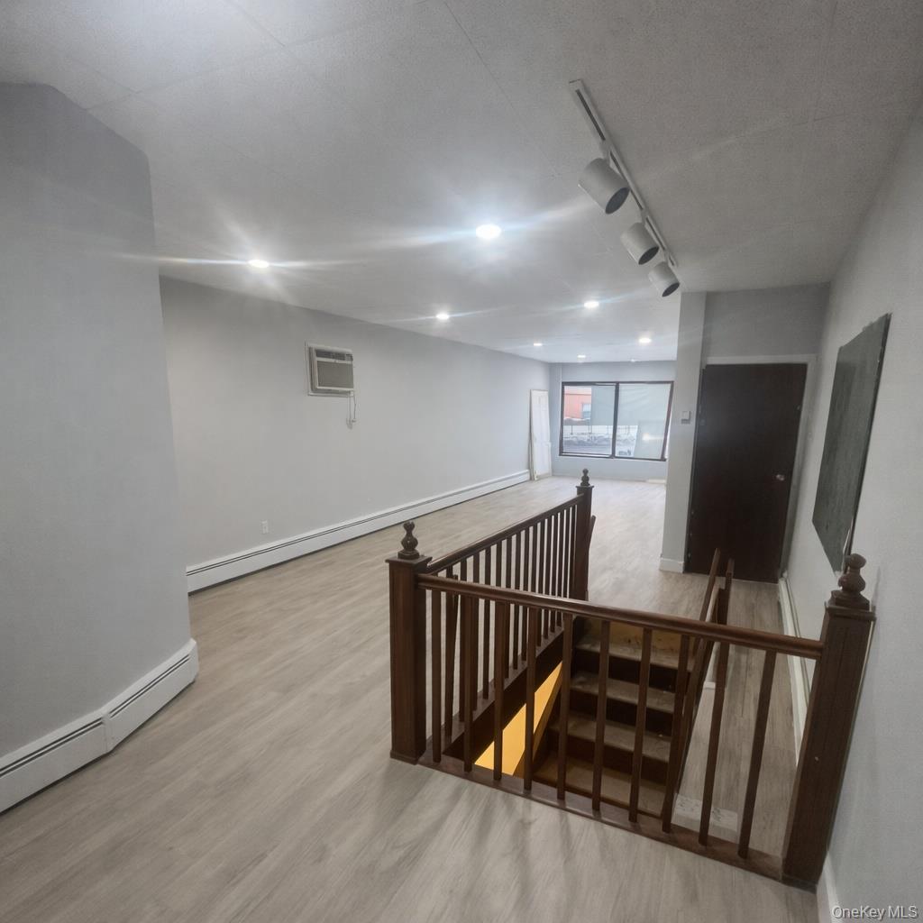 #2 photo, 1860 Grand Avenue, Baldwin , NY 11510