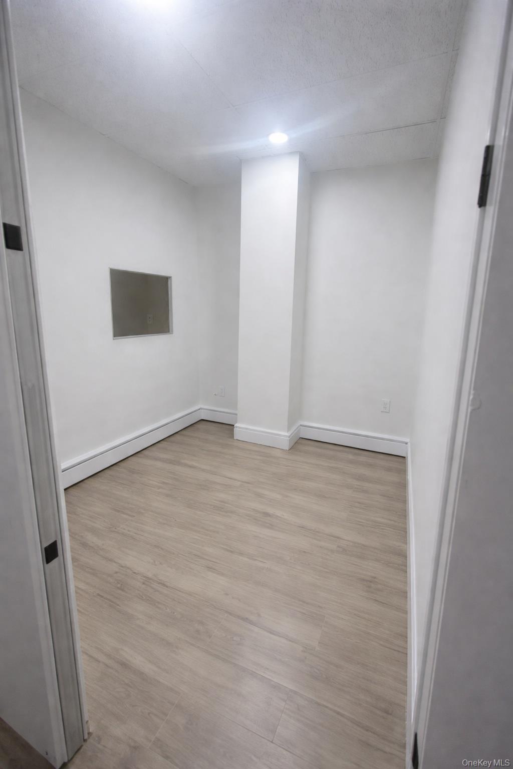 #4 photo, 1860 Grand Avenue, Baldwin , NY 11510