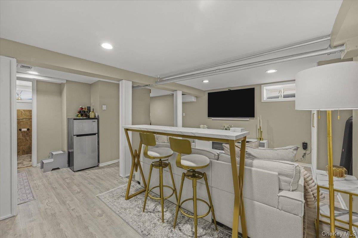 #13 photo, 97-21 133rd Avenue, Ozone Park , NY 11417