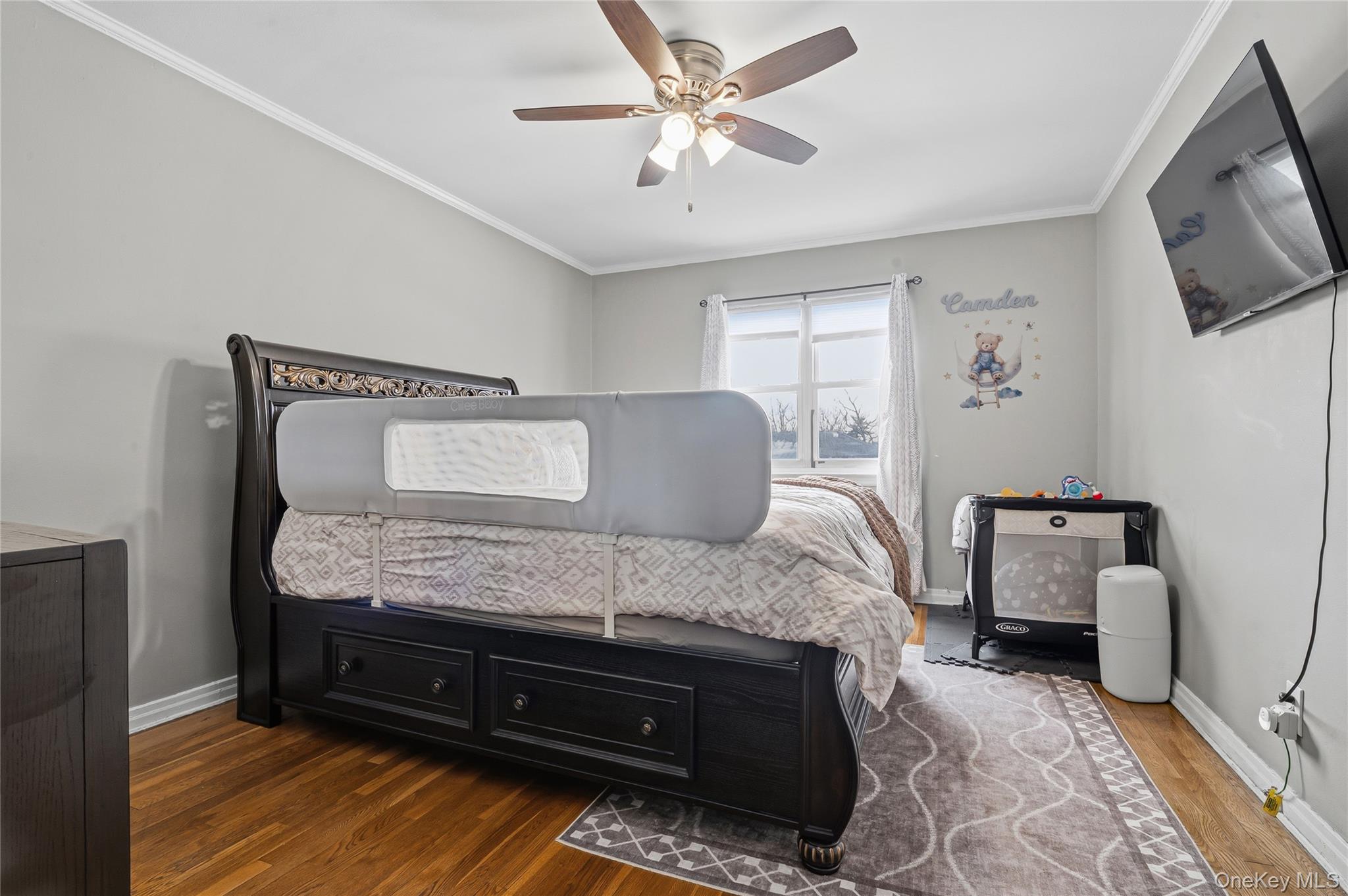 #13 photo, 198-28 Pompeii Avenue, Holliswood , NY 11423