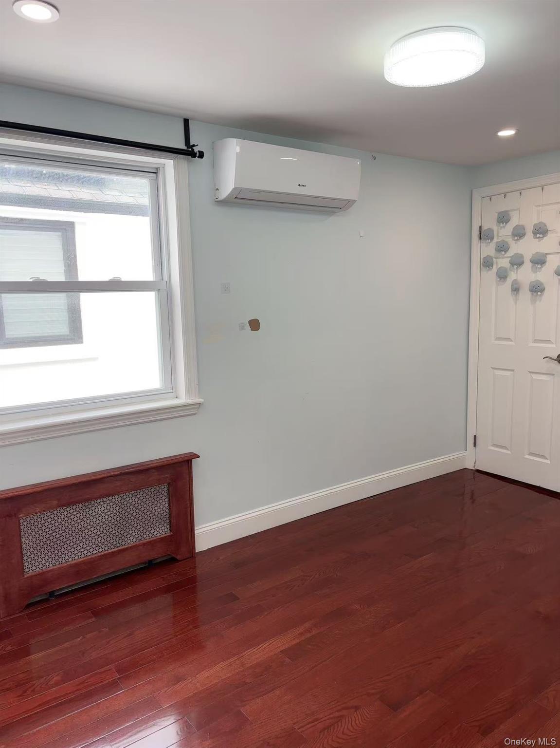 #12 photo, 7547 193rd Street, 뉴욕퀸즈 프레시 미도우스 Fresh Meadows , NY 11366