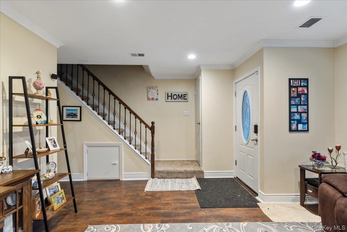 #13 photo, 4 Raintree Court, Deer Park , NY 11729