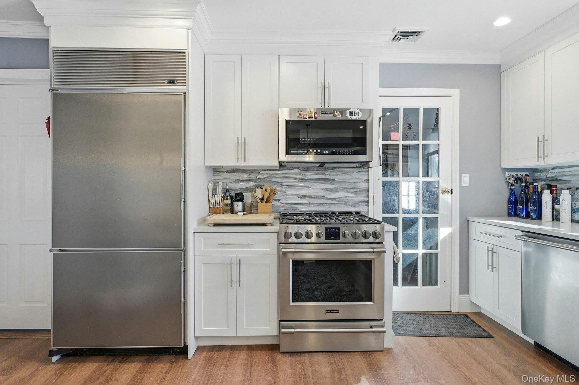 #15 photo, 6 Beverly Parkway, Freeport , NY 11520