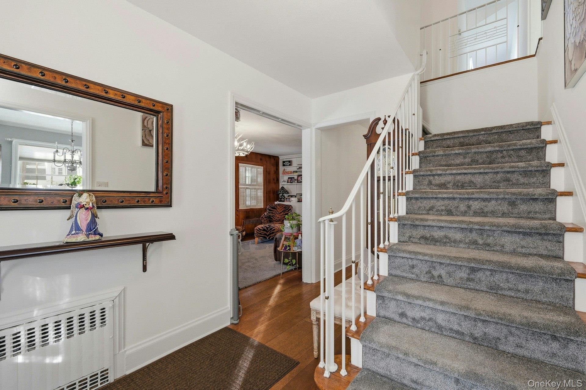 #18 photo, 6 Beverly Parkway, Freeport , NY 11520