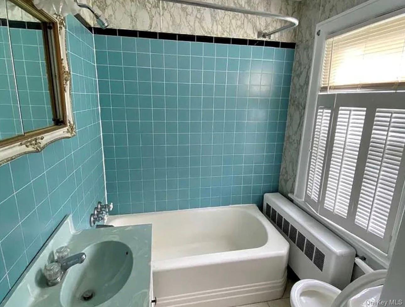 #9 photo, 21 Duane Street, Farmingdale , NY 11735