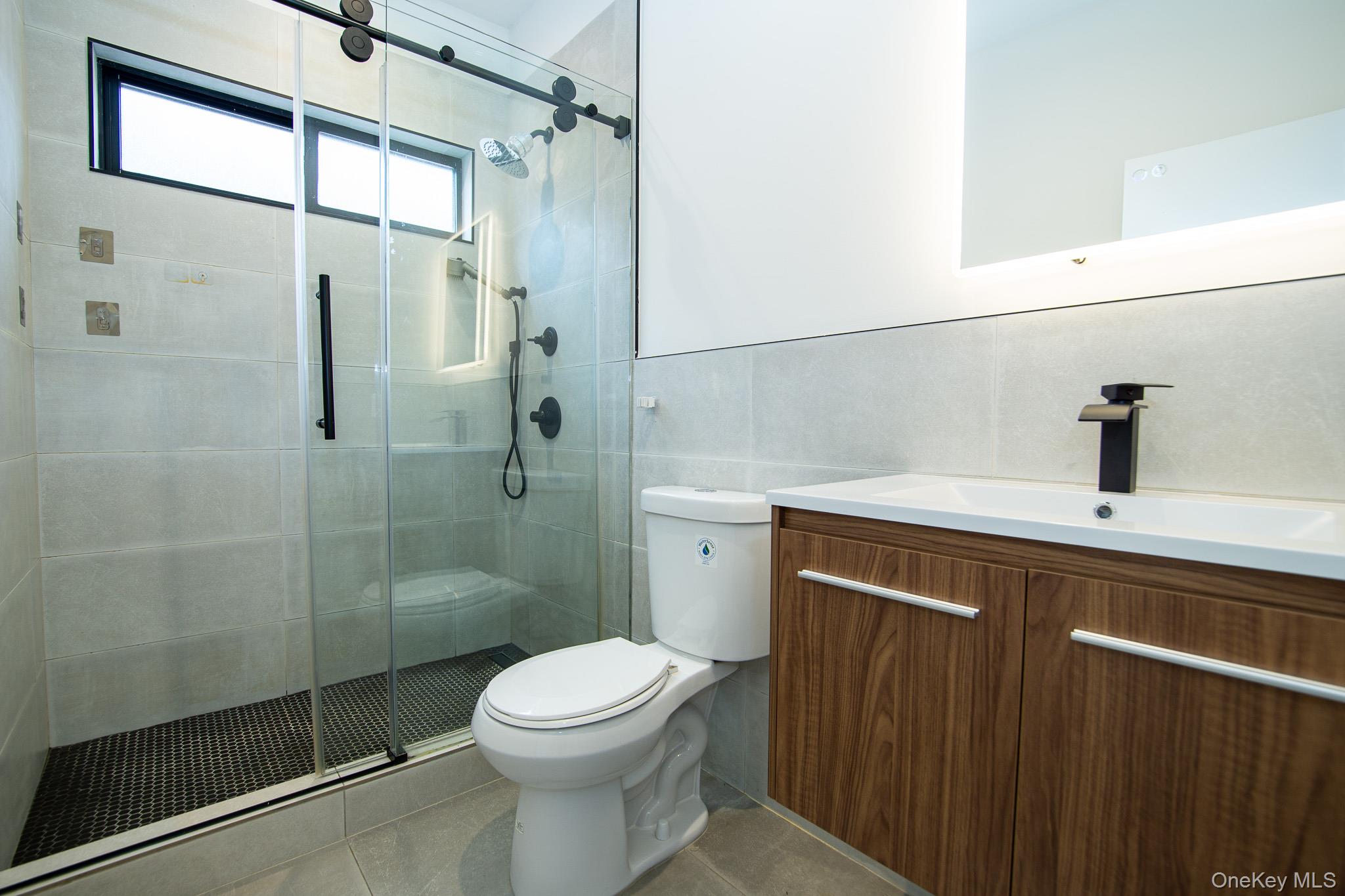 #12 photo, 445 E 46th Street, Brooklyn , NY 11203