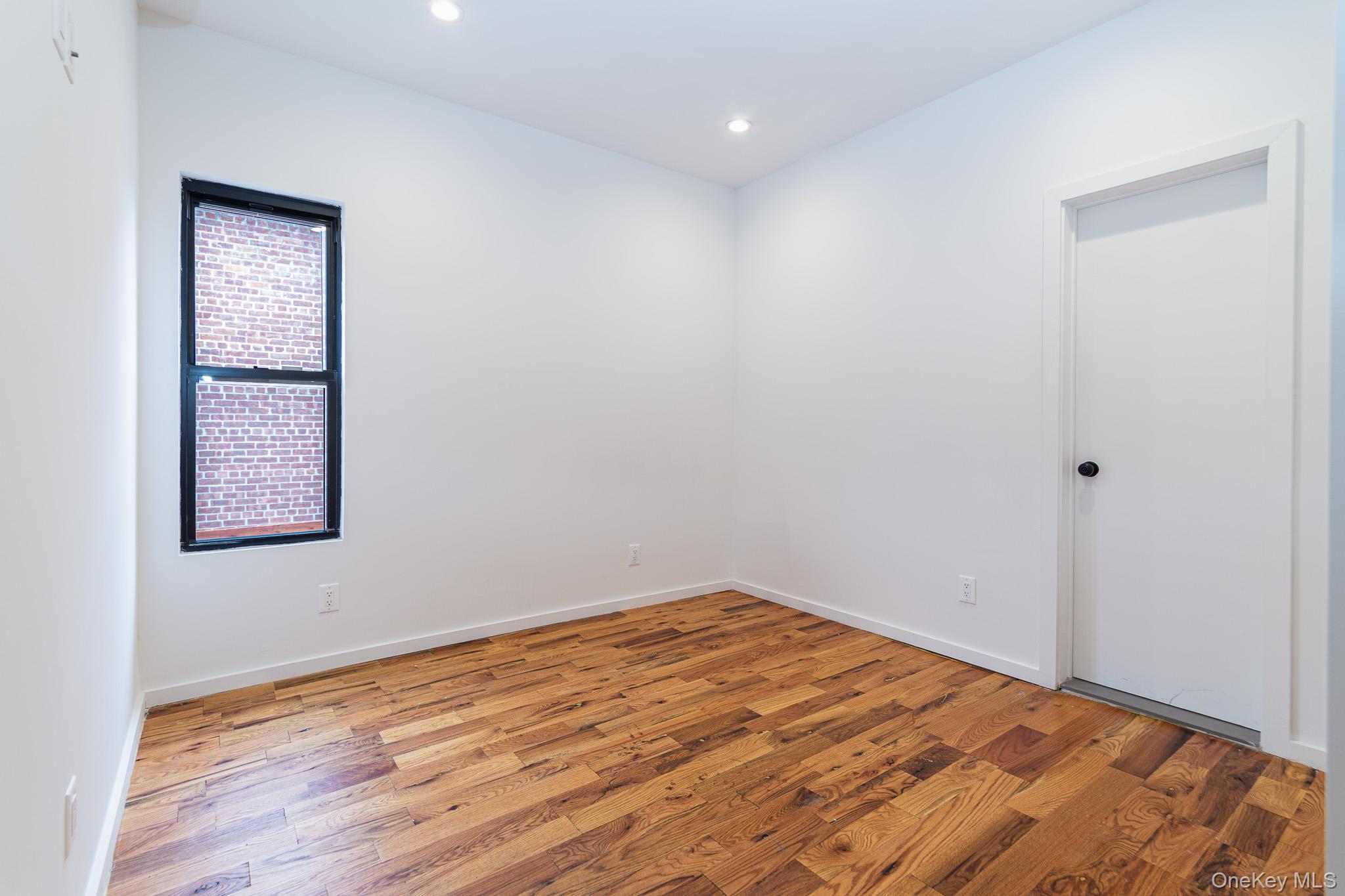 #7 photo, 445 E 46th Street, Brooklyn , NY 11203