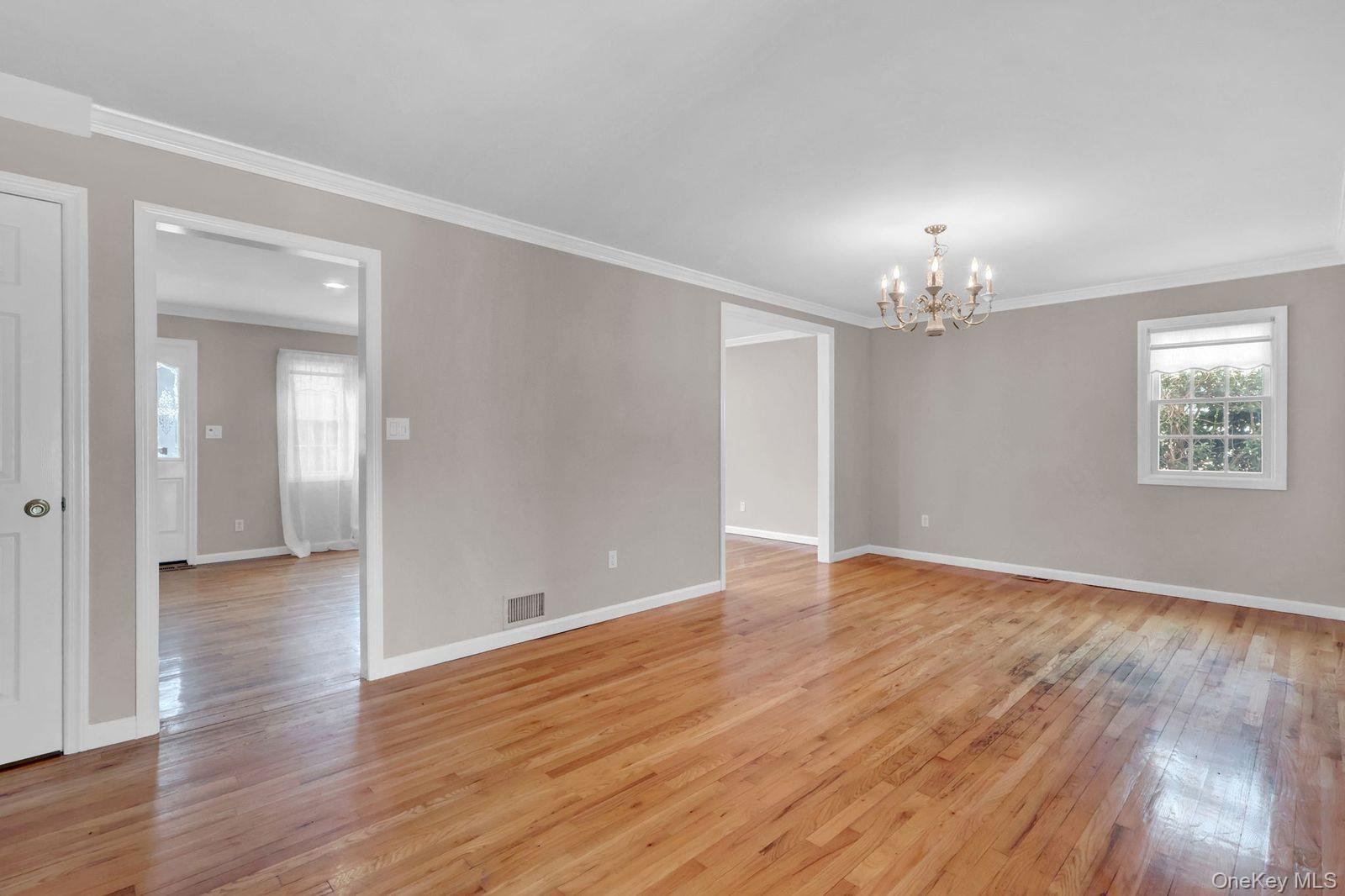 #15 photo, 1315 Little Neck Avenue, North Bellmore , NY 11710