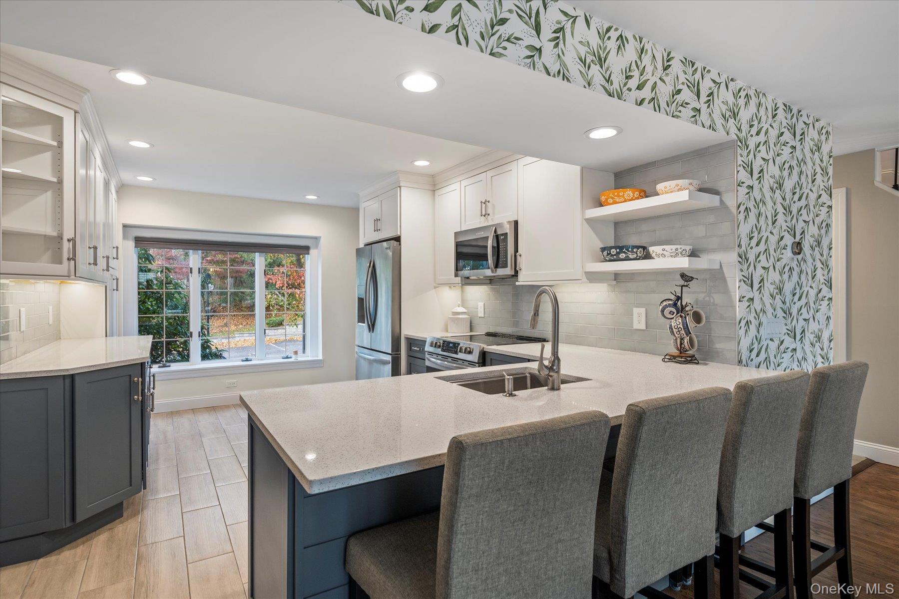 #14 photo, 515 High Street, מחוז סאפוק Port Jefferson , NY 11777