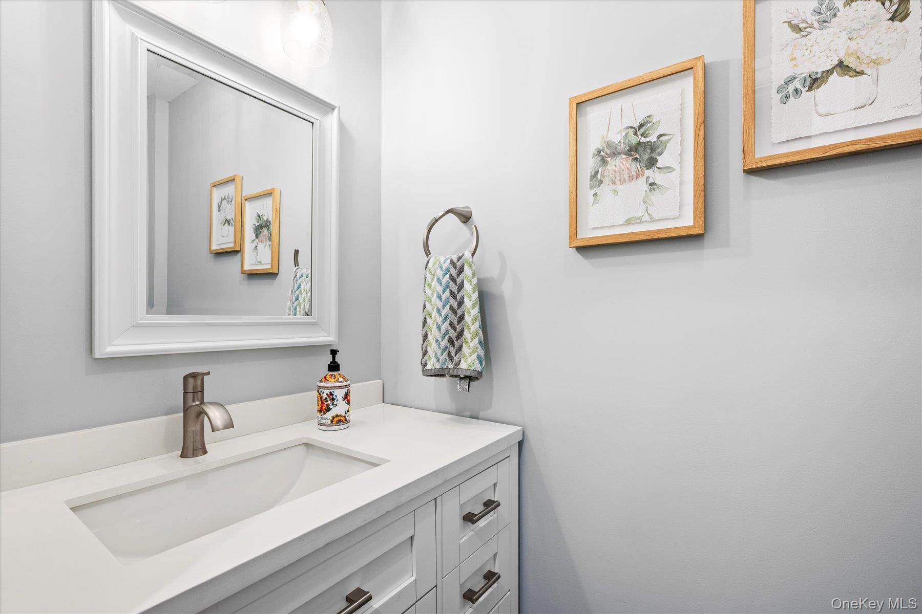 #20 photo, 515 High Street, מחוז סאפוק Port Jefferson , NY 11777