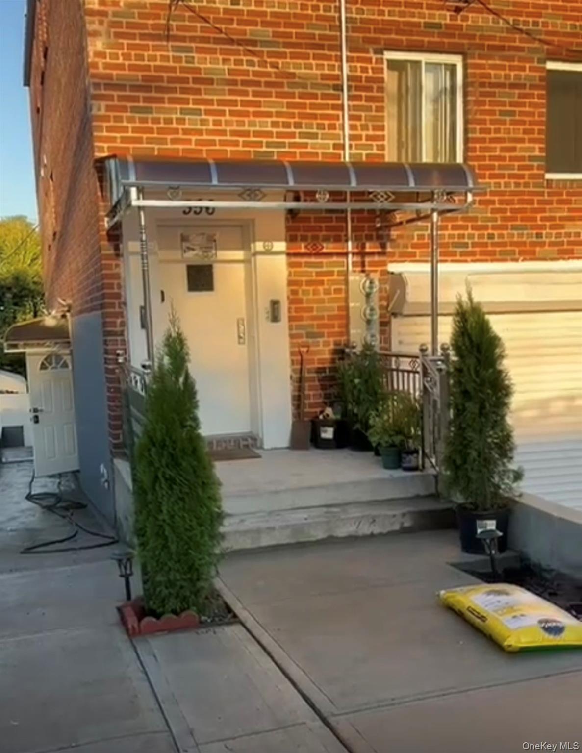 #4 photo, 356 Soundview Avenue, Bronx , NY 10473