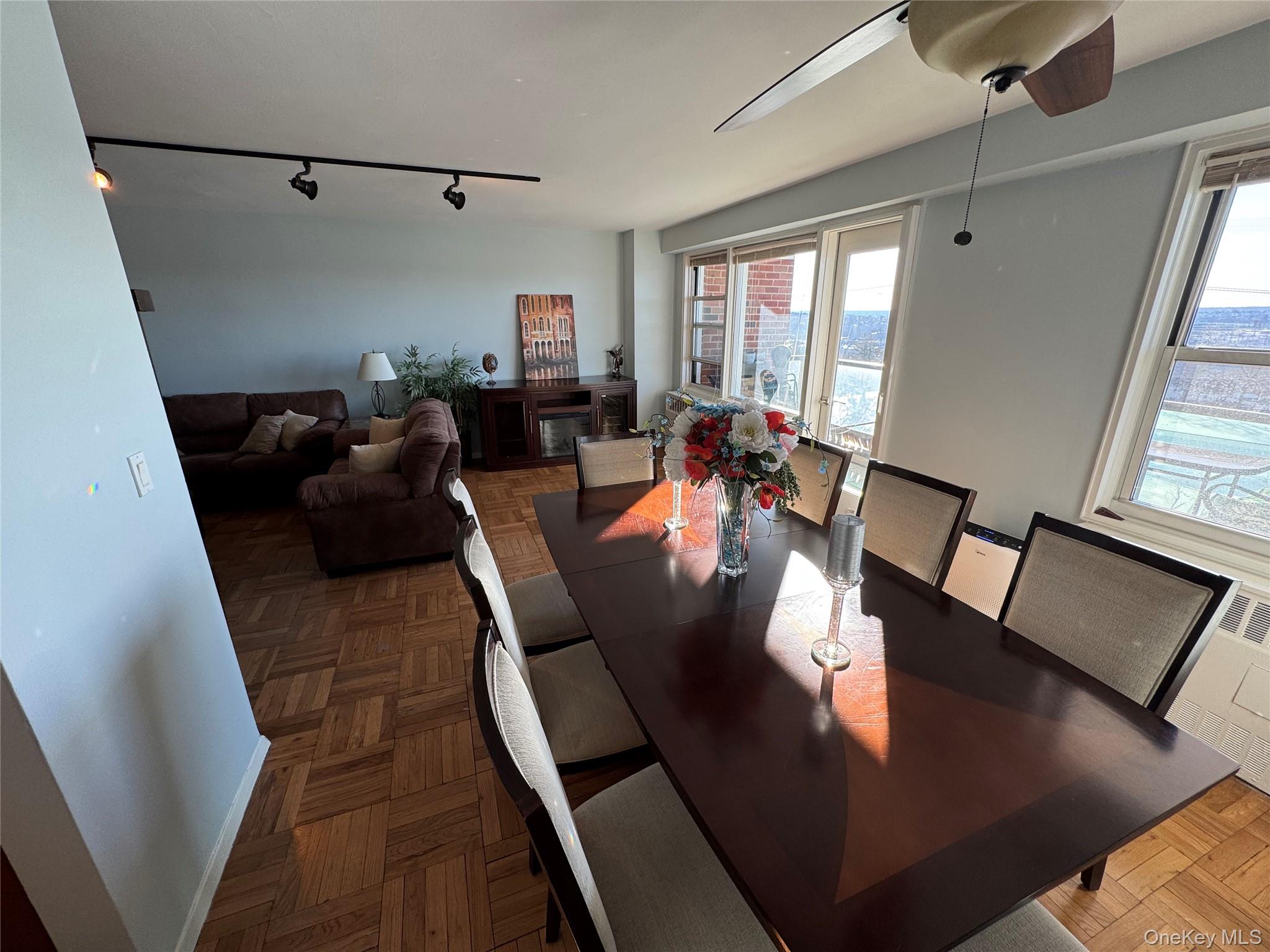 #7 photo, 1841 Central Park Avenue, Yonkers , NY 10710