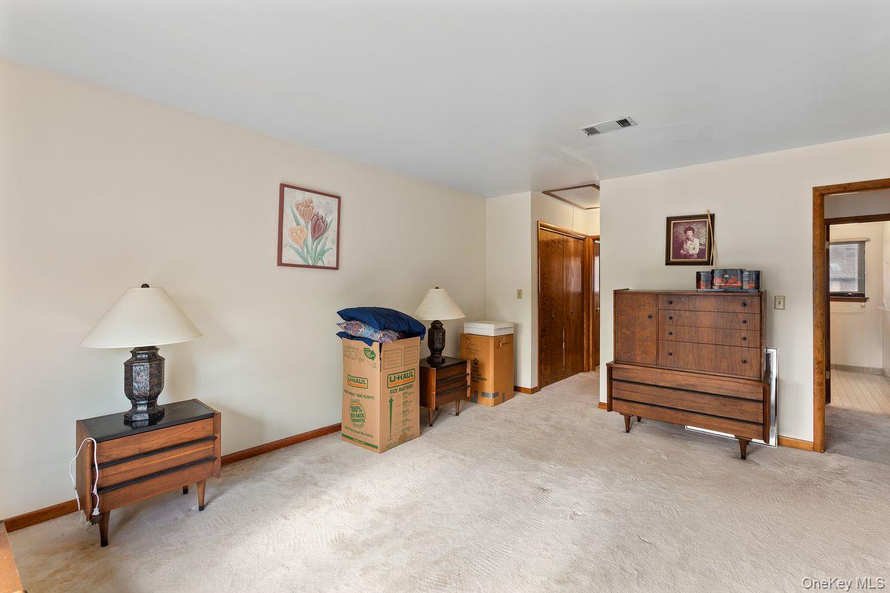 #19 photo, 422 Panorama, Mohegan Lake , NY 10547