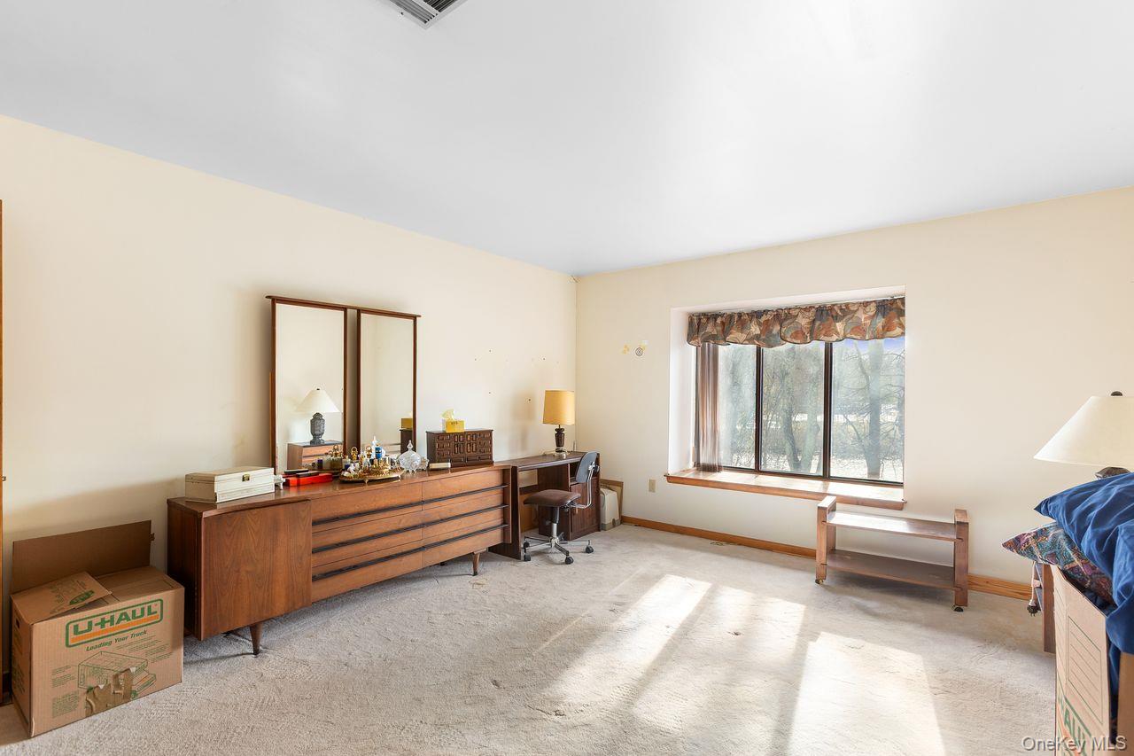 #20 photo, 422 Panorama, Mohegan Lake , NY 10547