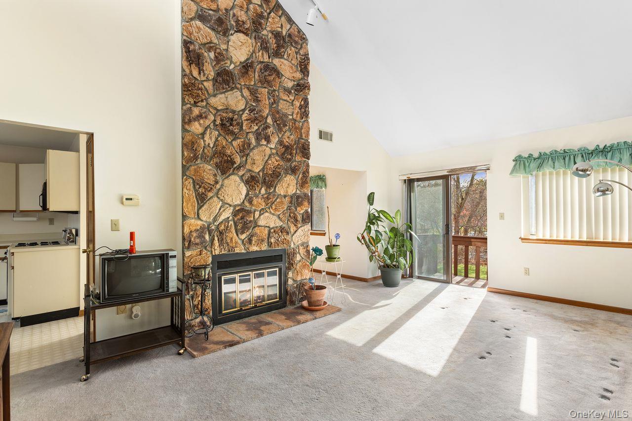 #3 photo, 422 Panorama, Mohegan Lake , NY 10547