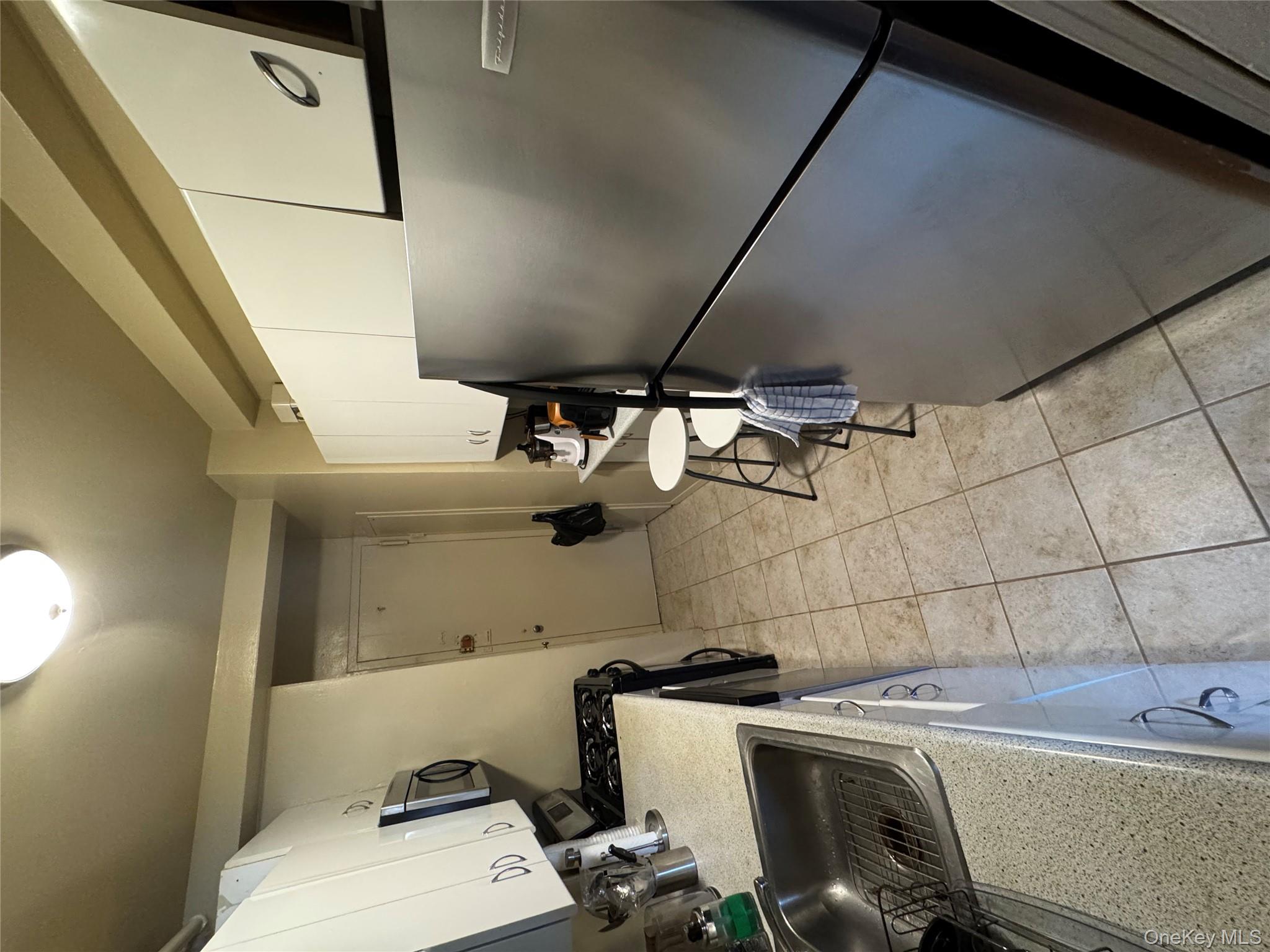 #8 photo, 3 Fordham Hill Oval Av, Bronx , NY 10468