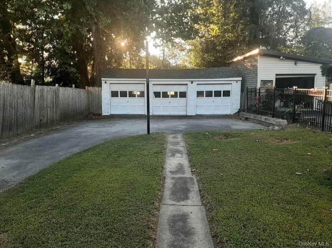 #16 photo, 124 South Avenue, Poughkeepsie , NY 12601