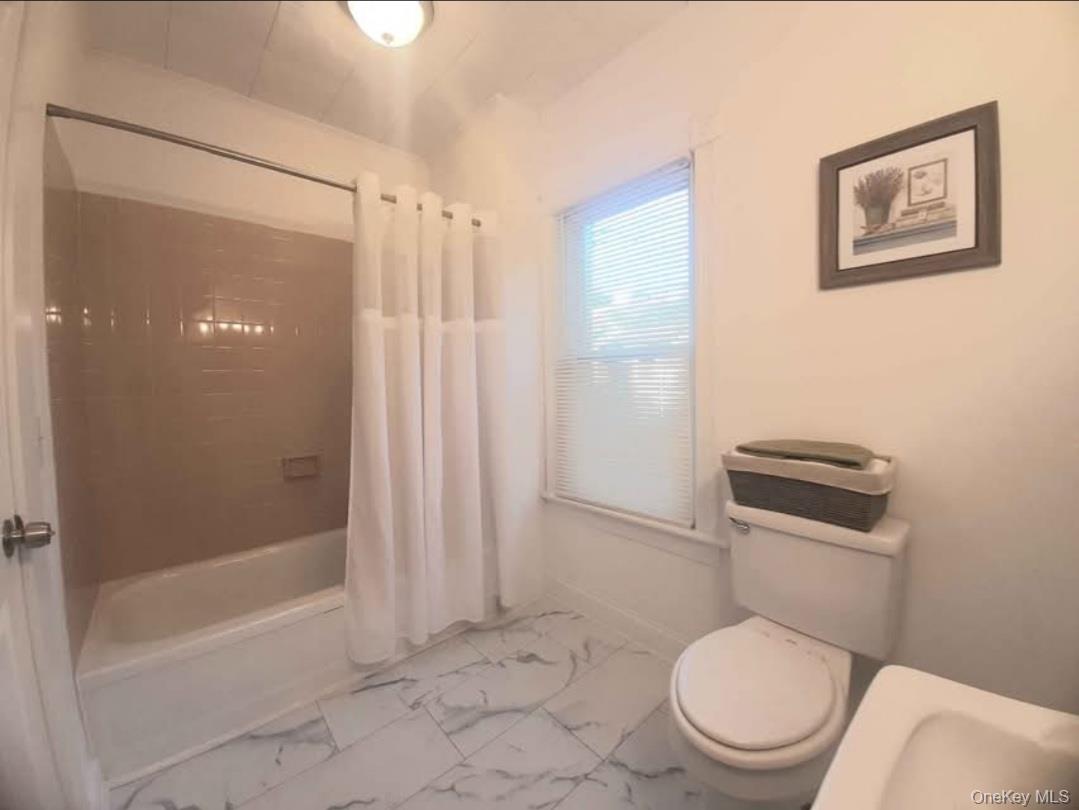 #8 photo, 124 South Avenue, Poughkeepsie , NY 12601