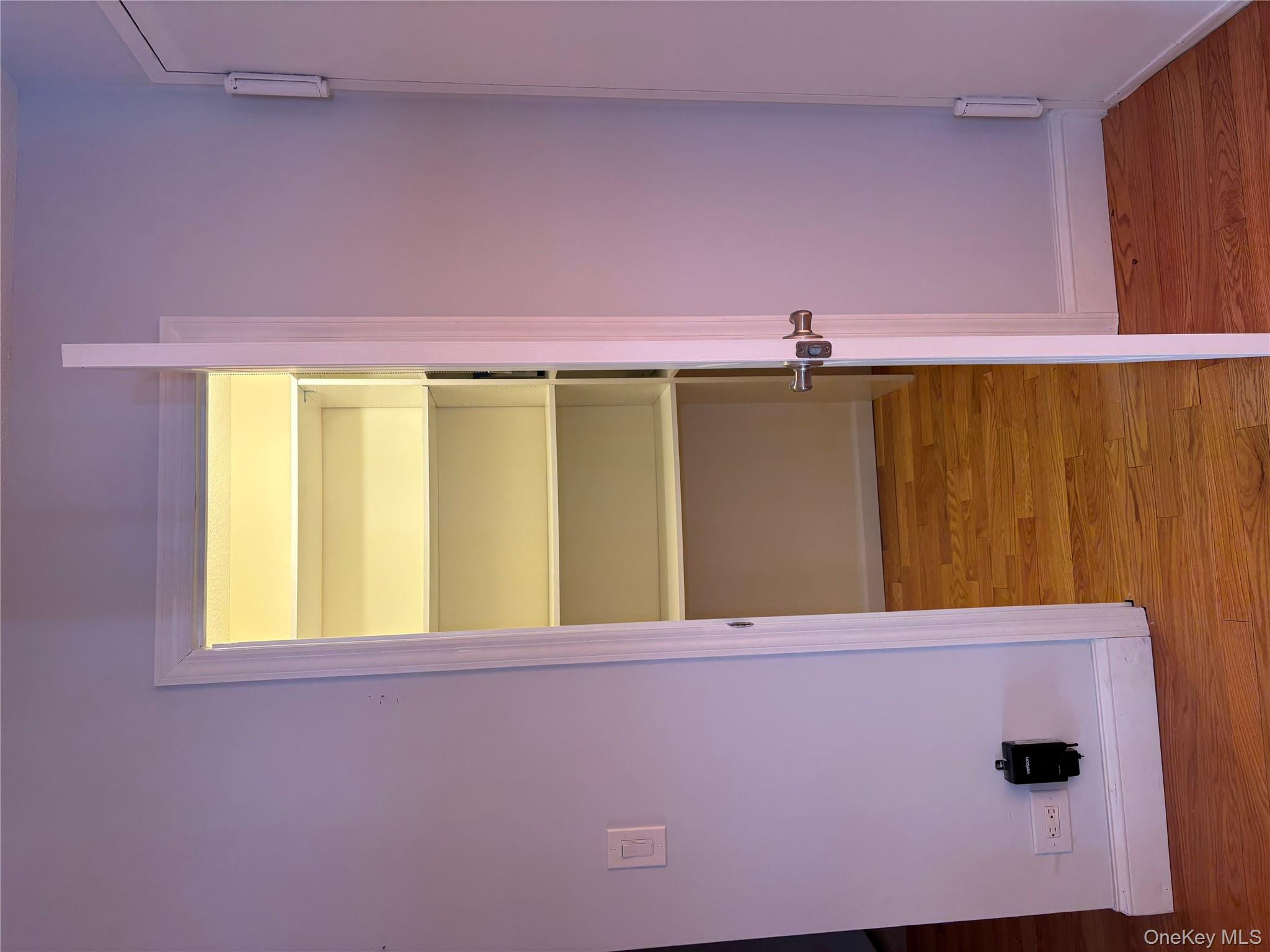 #13 photo, 1 Bay Club Drive, קווינס Bayside , NY 11360