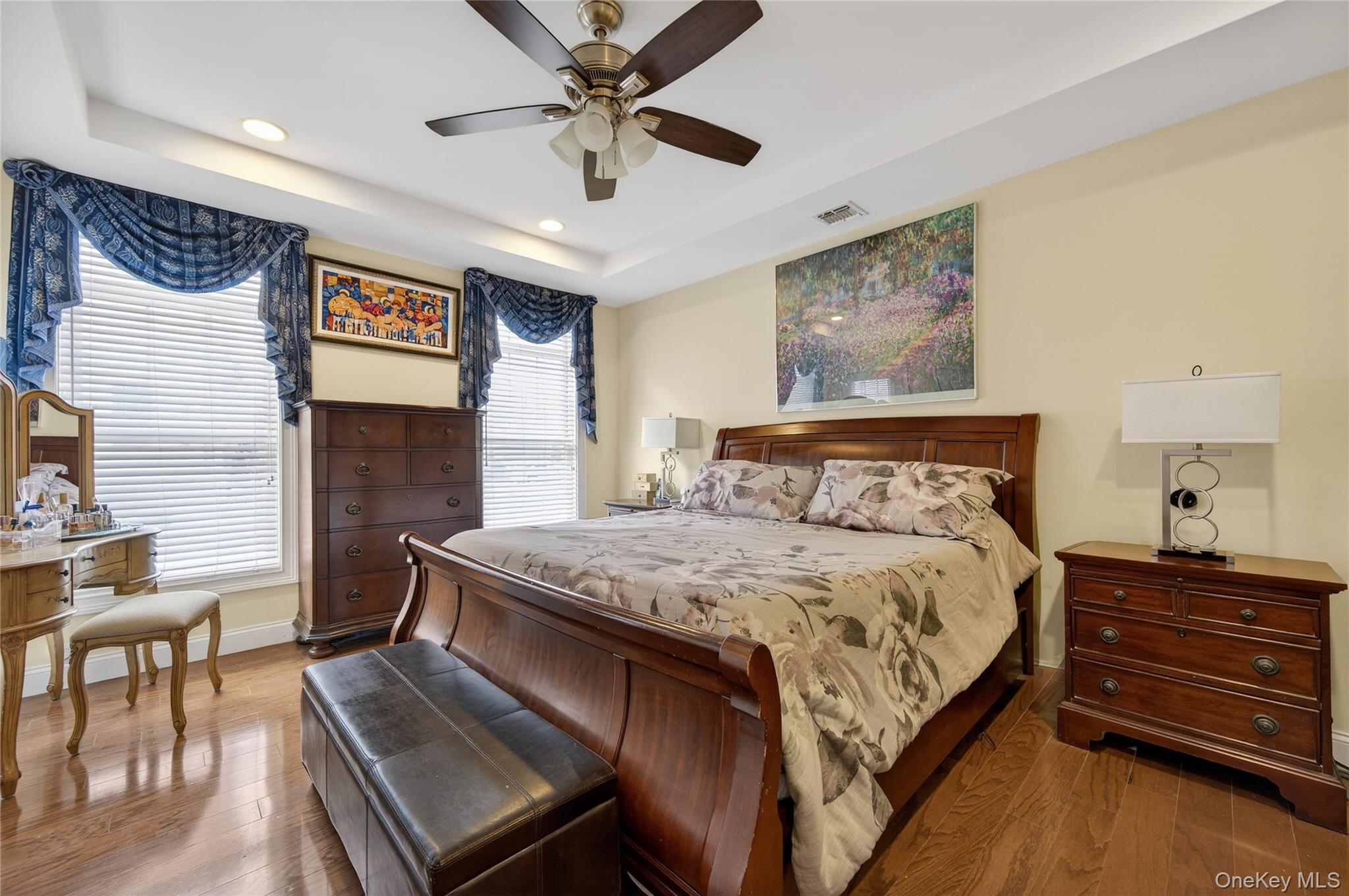 #11 photo, 556 Pacing Way, ナッソー郡 Westbury , NY 11590