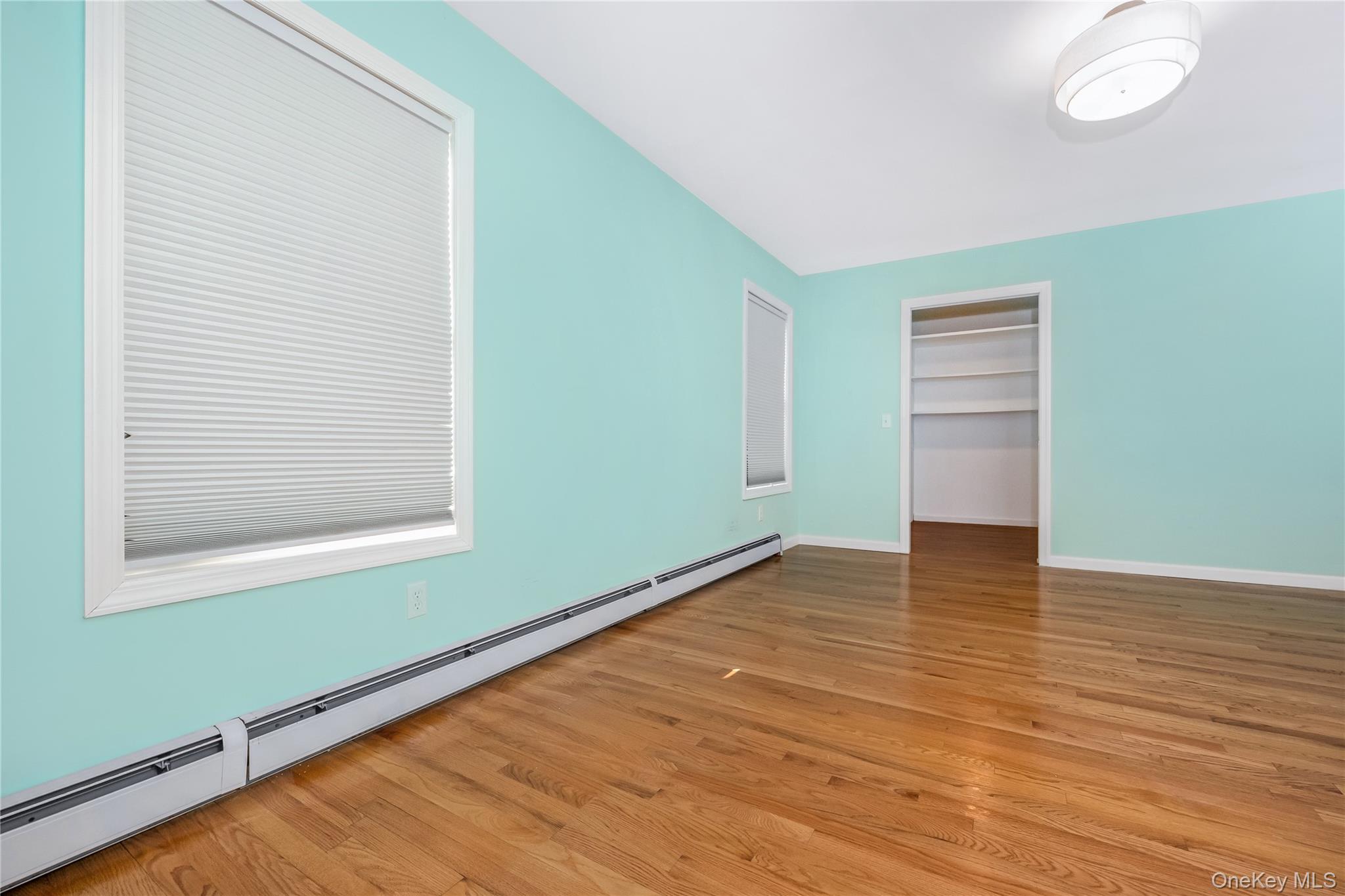 #19 photo, 10 Sherman, Glen Cove , NY 11542