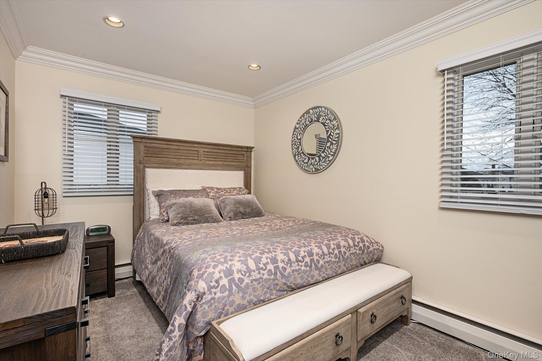 #15 photo, 525 Roosevelt Avenue, Massapequa Park , NY 11762