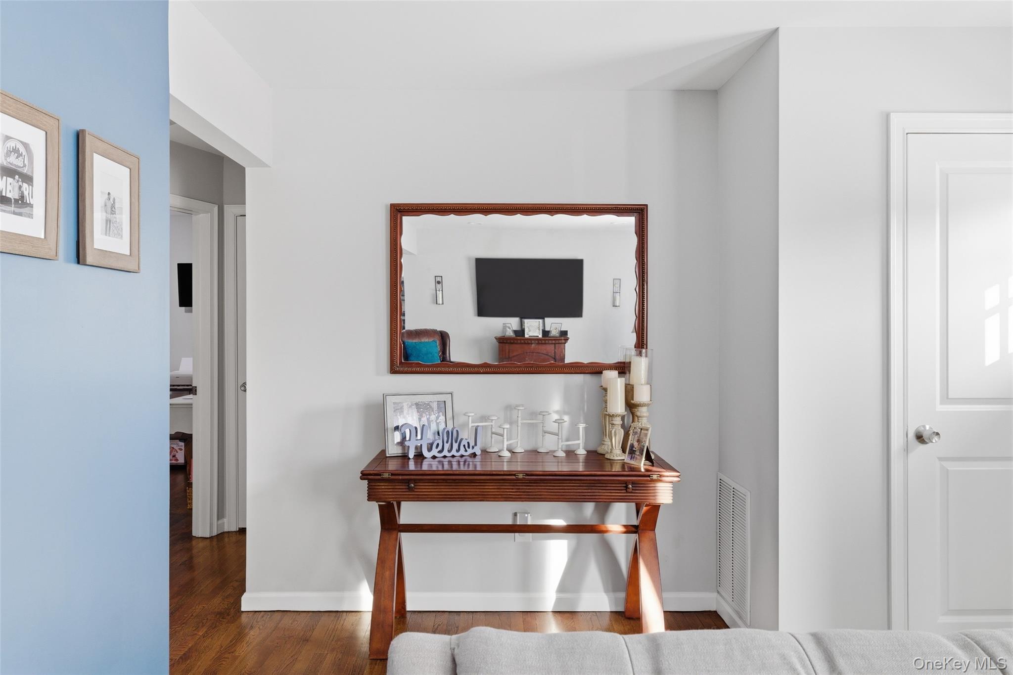 #12 photo, 30 Linwood Place, Massapequa Park , NY 11762