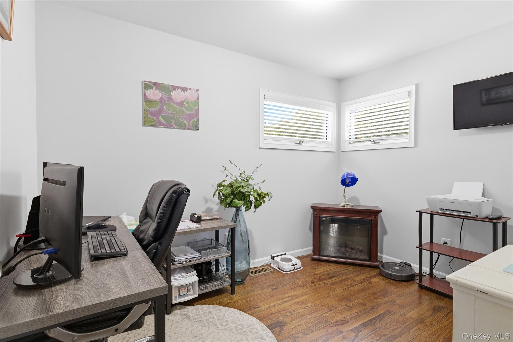 #14 photo, 30 Linwood Place, Massapequa Park , NY 11762