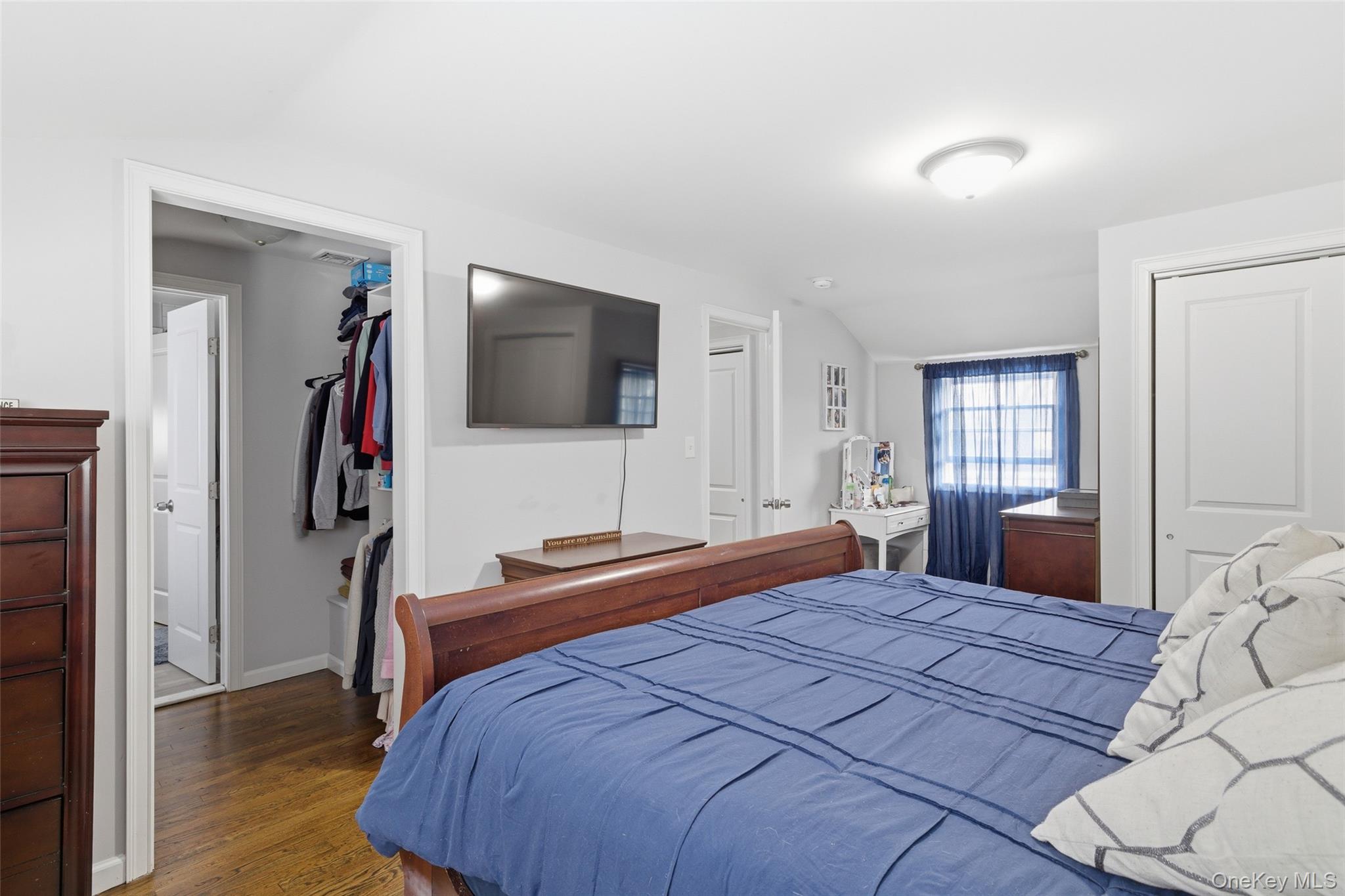 #19 photo, 30 Linwood Place, Massapequa Park , NY 11762