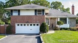 #1 photo, 194 Rhododendron Drive, নাসাউ কাউন্টি Westbury , NY 11590