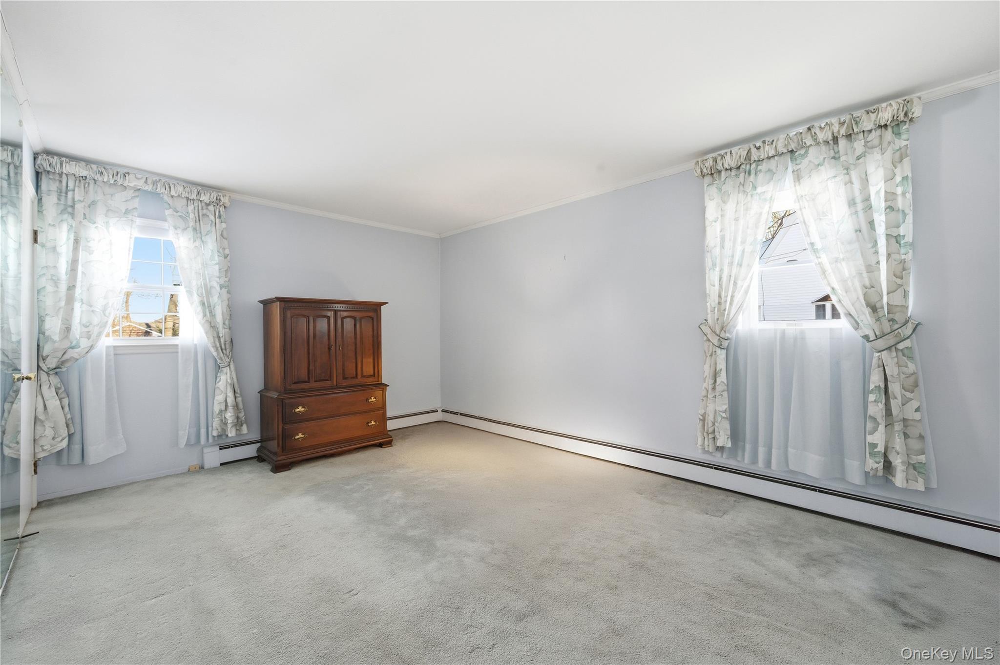 #18 photo, 115 Red Oak Court, Port Jefferson , NY 11777