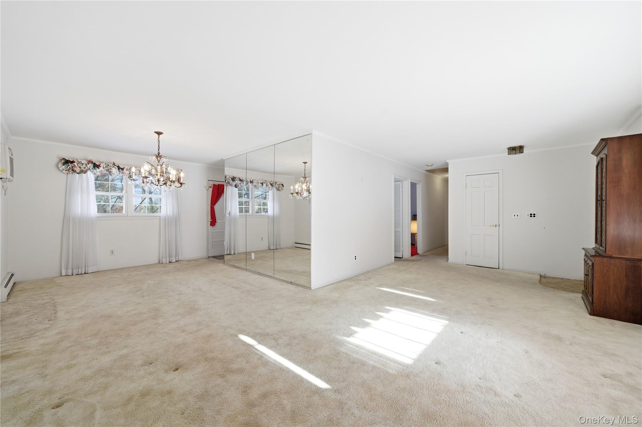 #6 photo, 115 Red Oak Court, Port Jefferson , NY 11777