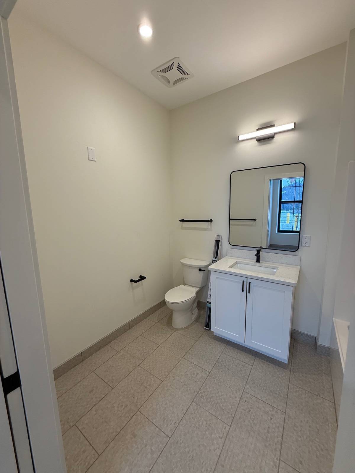 #10 photo, 1117 W Fayette Street, #111, 纽约州 Syracuse , NY 13204