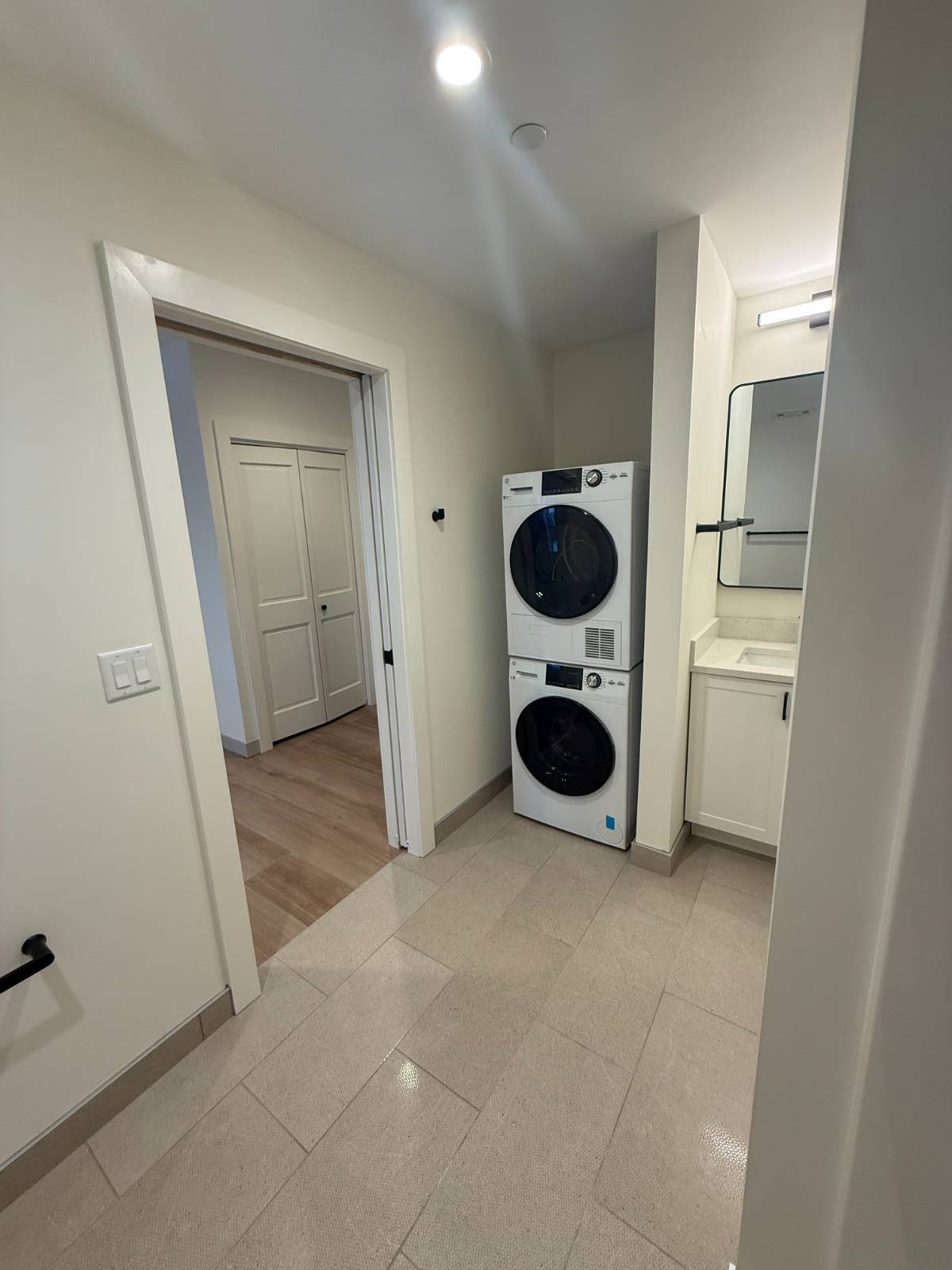 #12 photo, 1117 W Fayette Street, #201, 纽约州 Syracuse , NY 13204