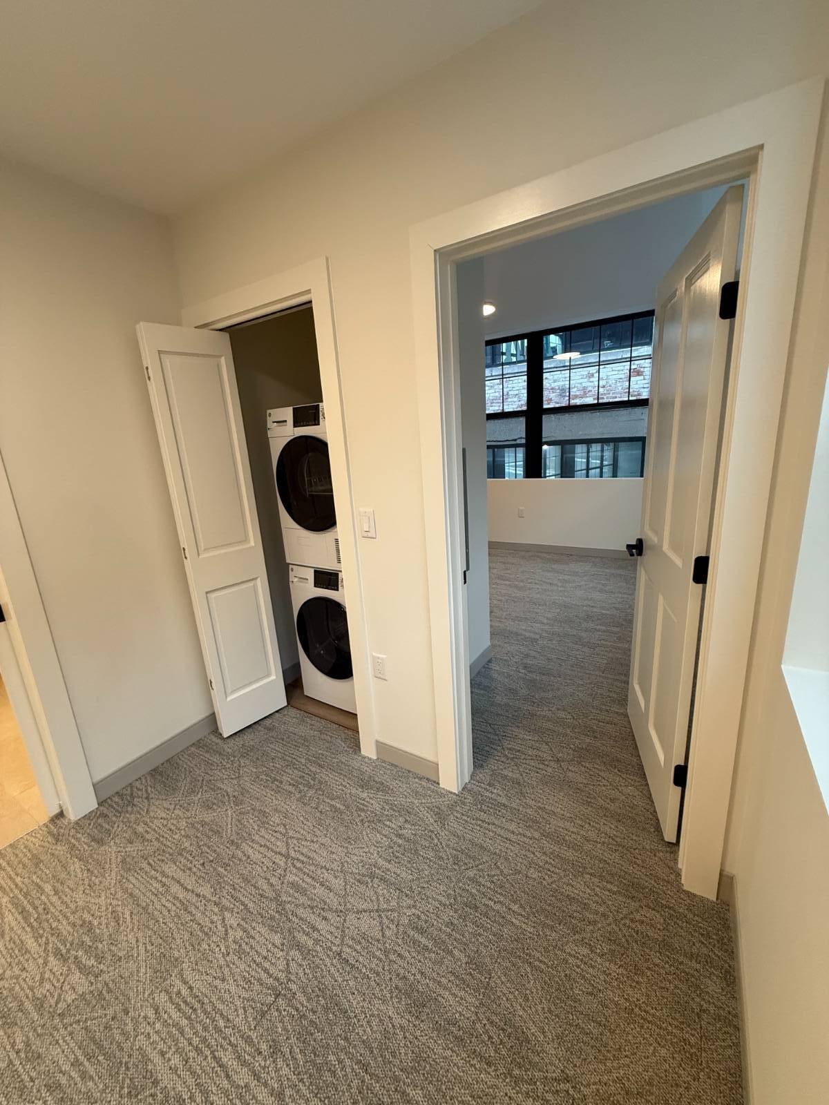 #4 photo, 1117 W Fayette Street, #204, 纽约州 Syracuse , NY 13204