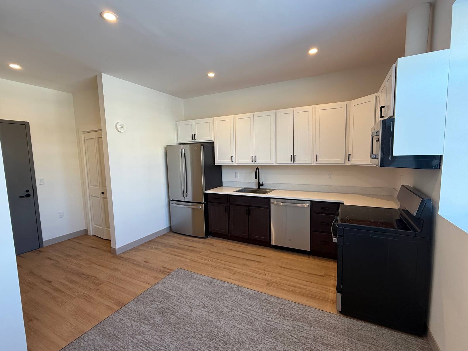 #3 photo, 1117 W Fayette Street, #209, 纽约州 Syracuse , NY 13204