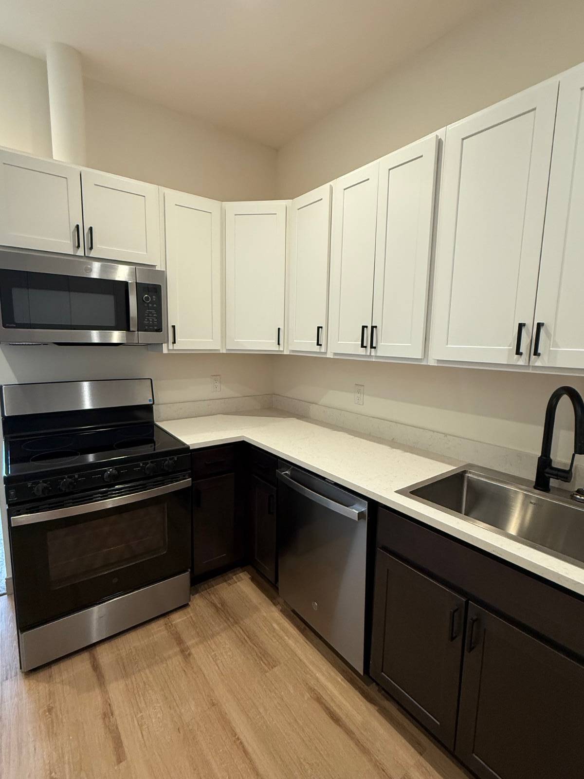 #4 photo, 1117 W Fayette Street, #212, 纽约州 Syracuse , NY 13204