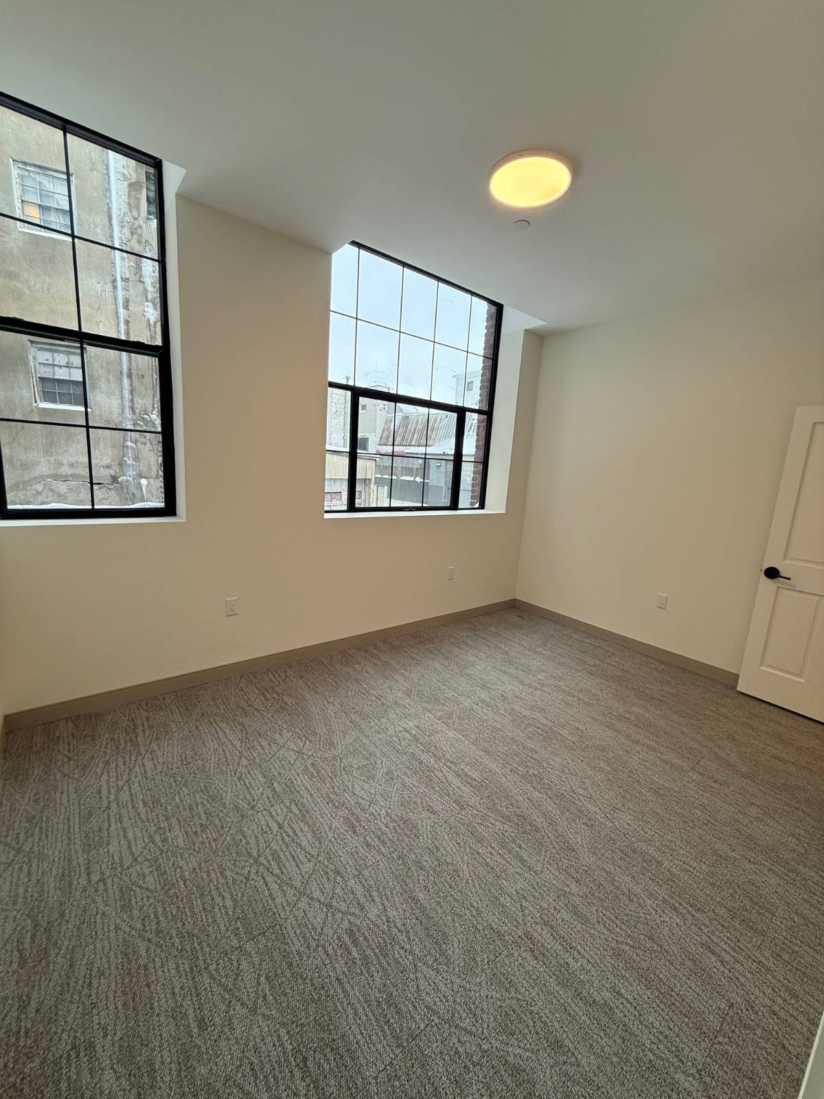 #8 photo, 1117 W Fayette Street, #215, 纽约州 Syracuse , NY 13204